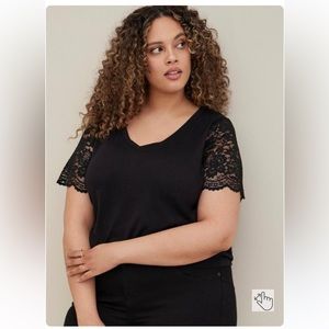 Torrid Classic Fit Cotton-Blend V-Neck Lace Sleeve Tee Size 5X NWT